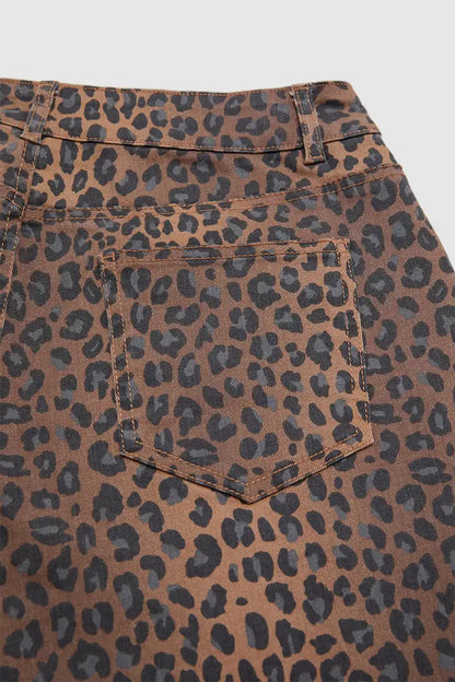 Leopard Print Roll Hem Patch Pocket Mid Waist Straight Leg Cropped Pants