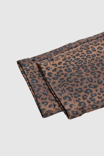 Leopard Print Roll Hem Patch Pocket Mid Waist Straight Leg Cropped Pants