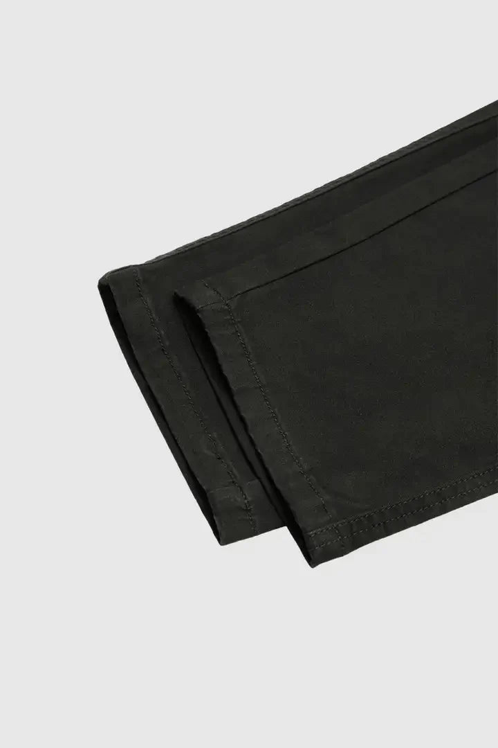 Solid Flap Pocket Mid Waist Tapered Cropped Cargo Pants