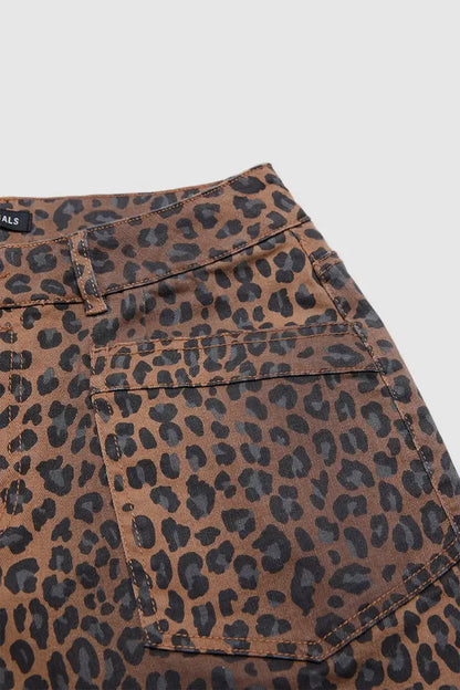 Leopard Print Roll Hem Patch Pocket Mid Waist Straight Leg Cropped Pants