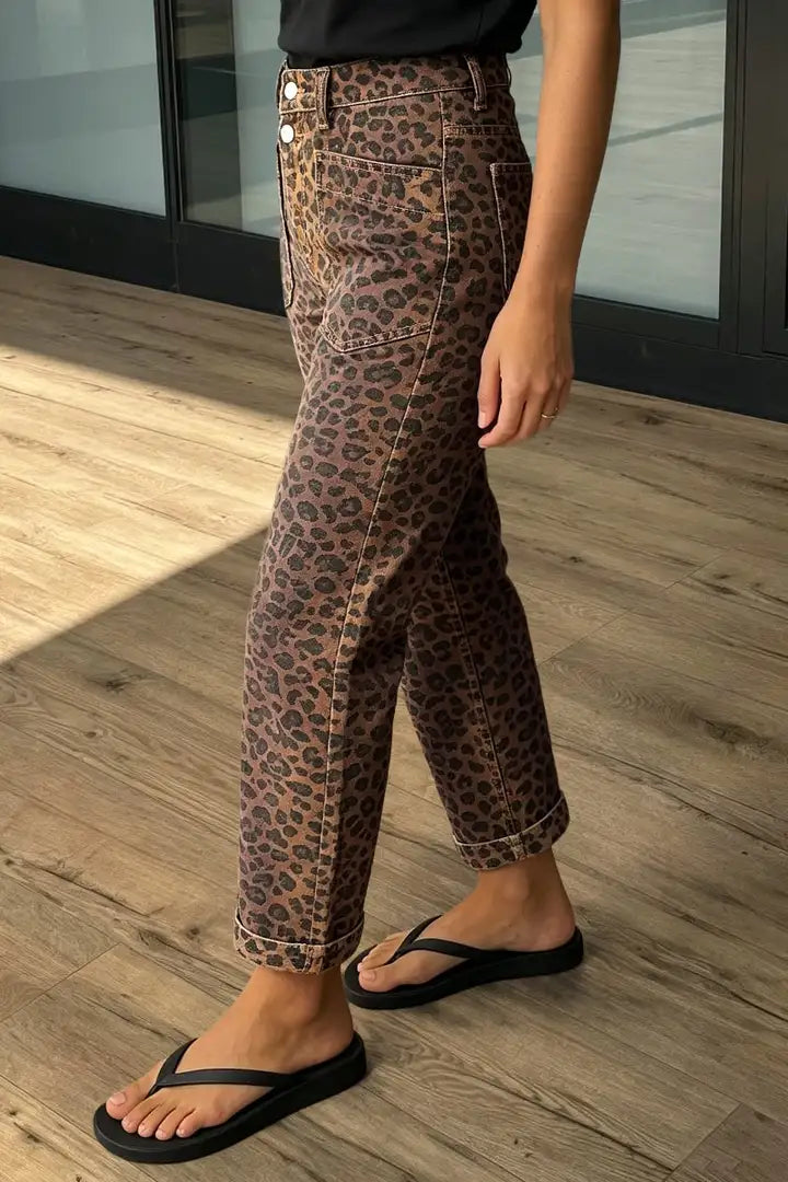 Leopard Print Roll Hem Patch Pocket Mid Waist Straight Leg Cropped Pants
